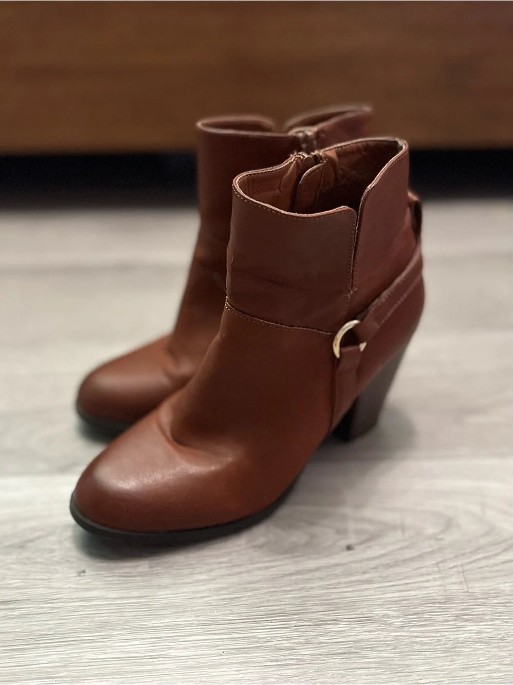 Women’s Brown Leather Ankle Boots with Block Heel Catos Size 8